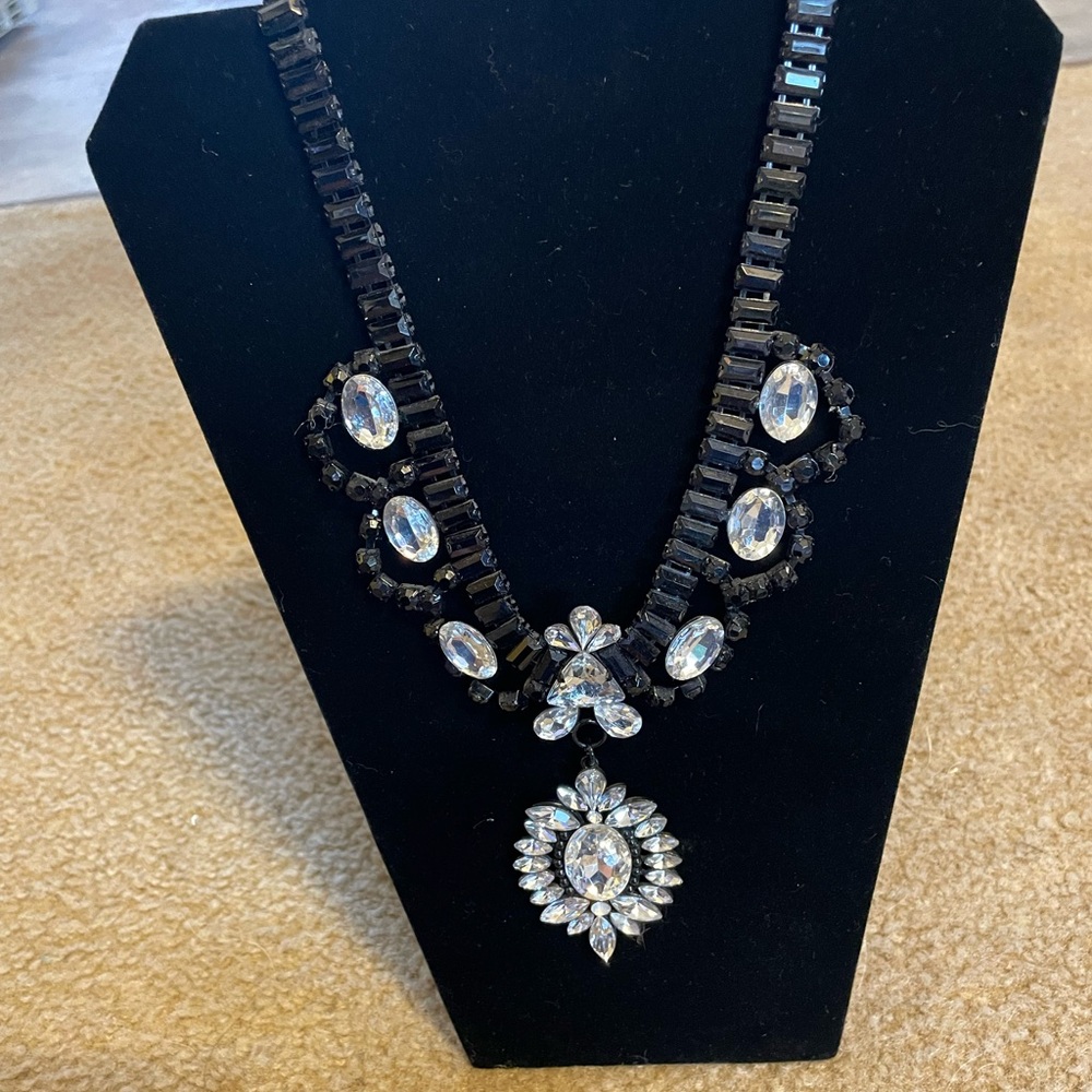Ornate Black and Silver Necklace with Gemstone Pendant